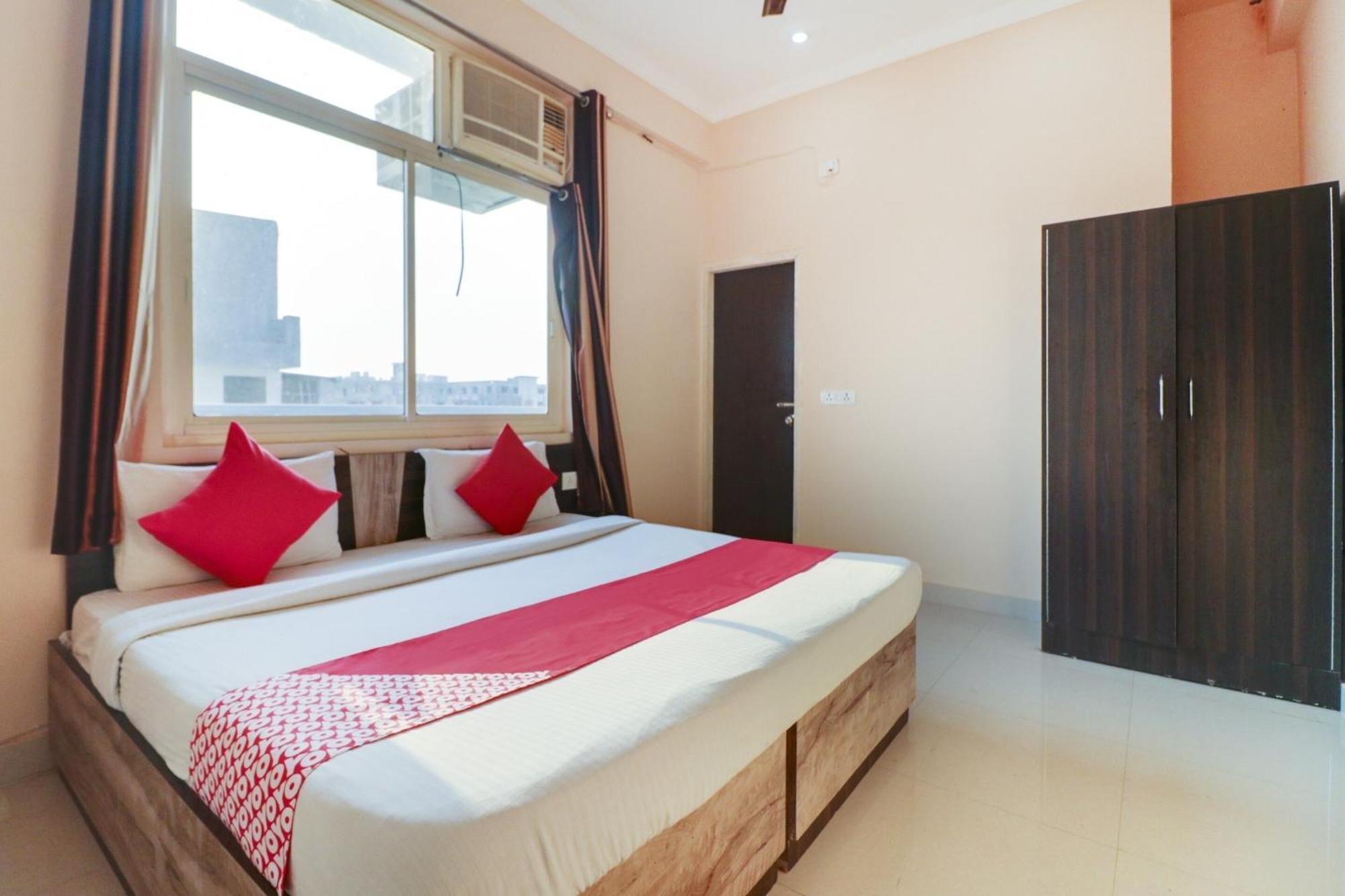 Oyo Flagship 75440 Relax Inn Greater Noida Ngoại thất bức ảnh